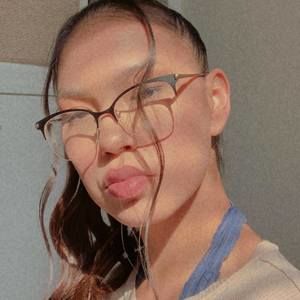 Meet your Posher, Lizzy